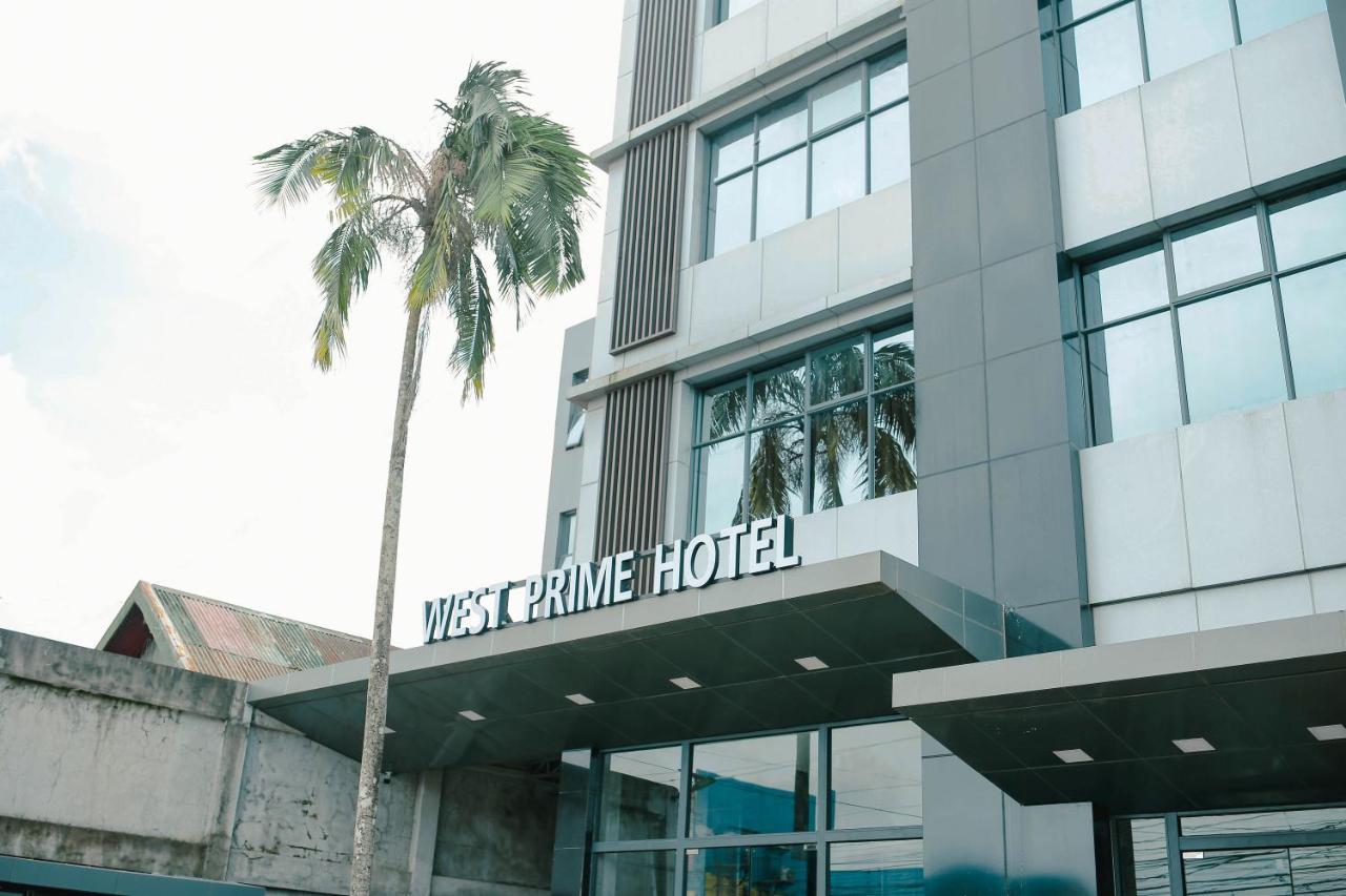 West Prime Hotel Calbayog Buitenkant foto