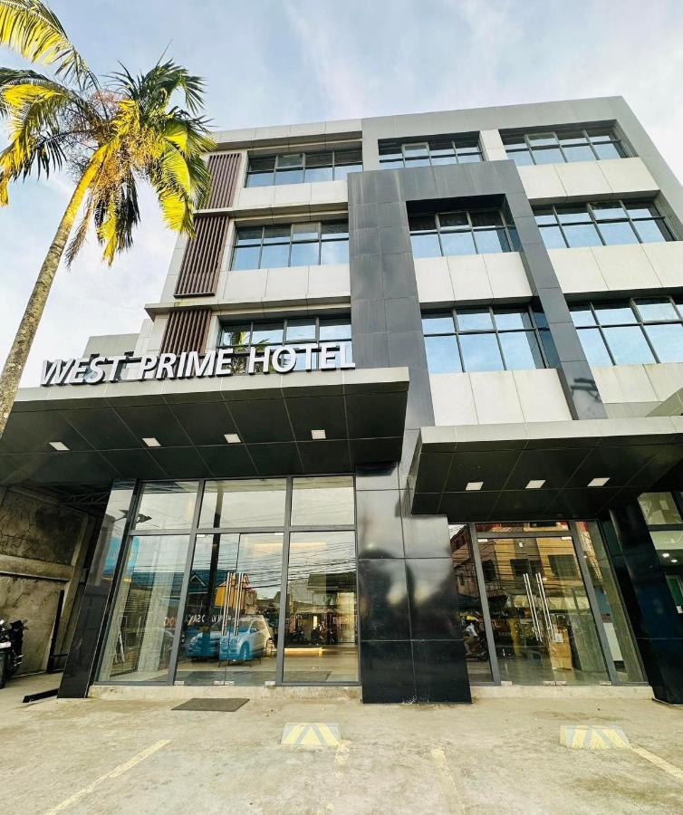 West Prime Hotel Calbayog Buitenkant foto